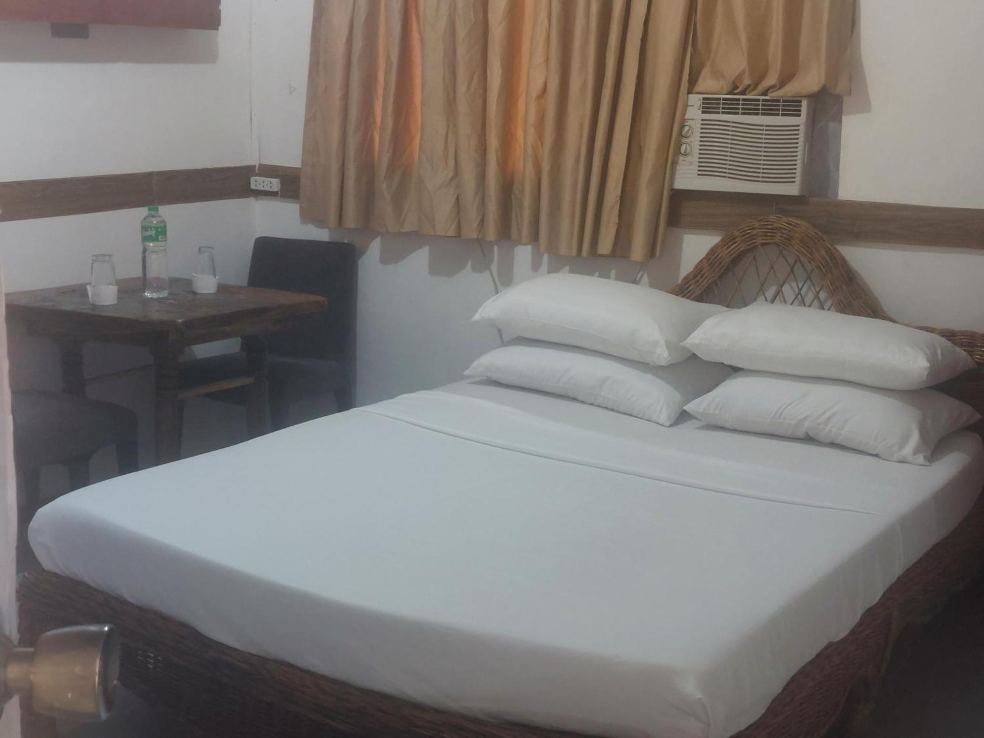 Larmar Bed And Breakfast Puerto Princesa Exterior photo