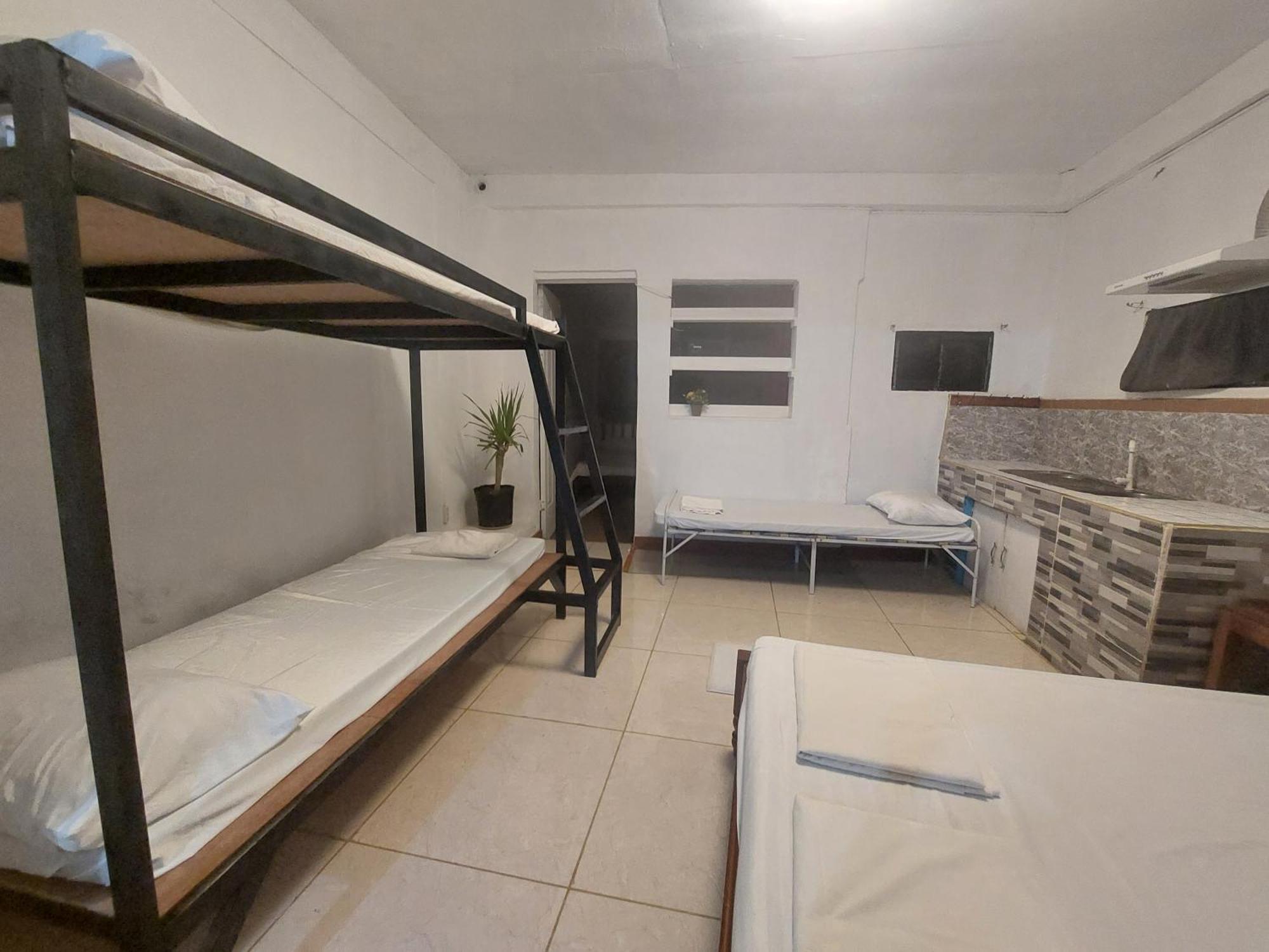 Larmar Bed And Breakfast Puerto Princesa Exterior photo